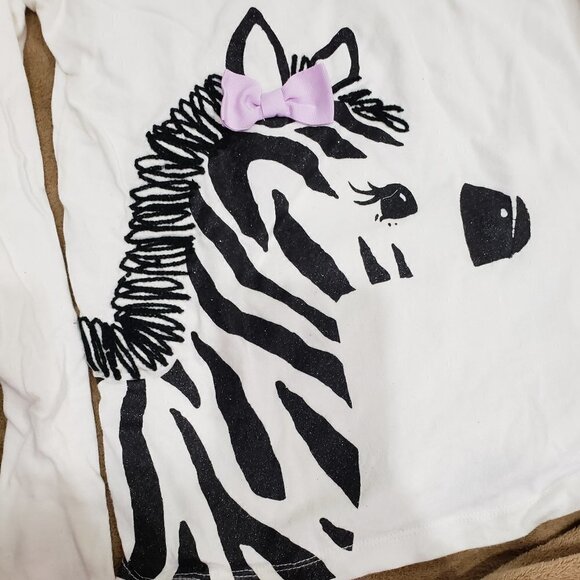 Gymboree, Bundle of 3  Girl's Clothing 2 long Sleeves and a short sleeve T-Shirt - Picture 5 of 10